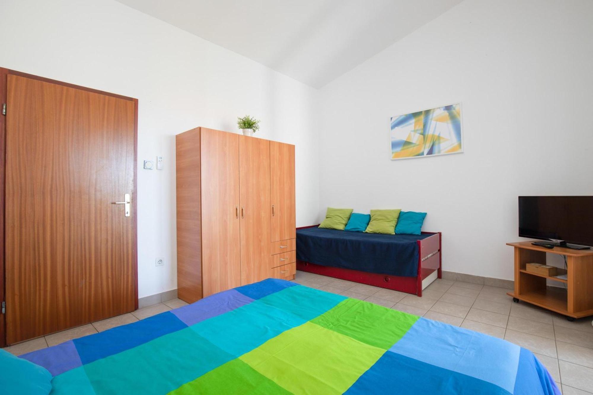 Apartments Brankica Island - Happy Rentals วานตาชิชี ภายนอก รูปภาพ