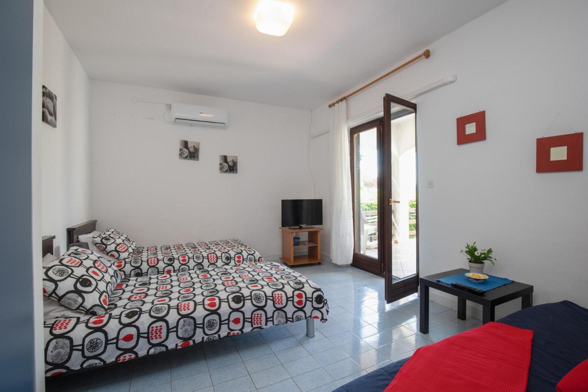 Apartments Brankica Island - Happy Rentals วานตาชิชี ภายนอก รูปภาพ