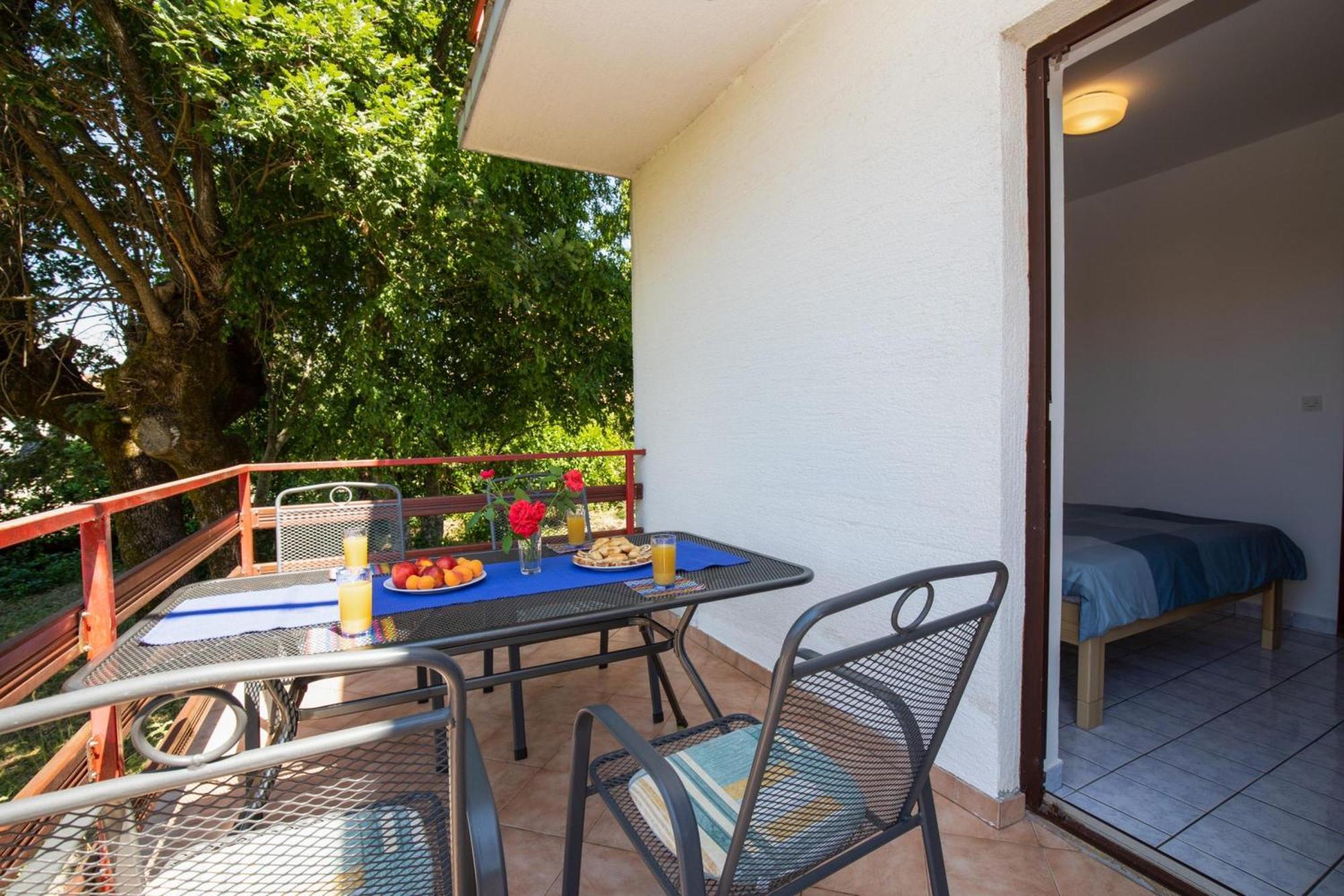 Apartments Brankica Island - Happy Rentals วานตาชิชี ภายนอก รูปภาพ
