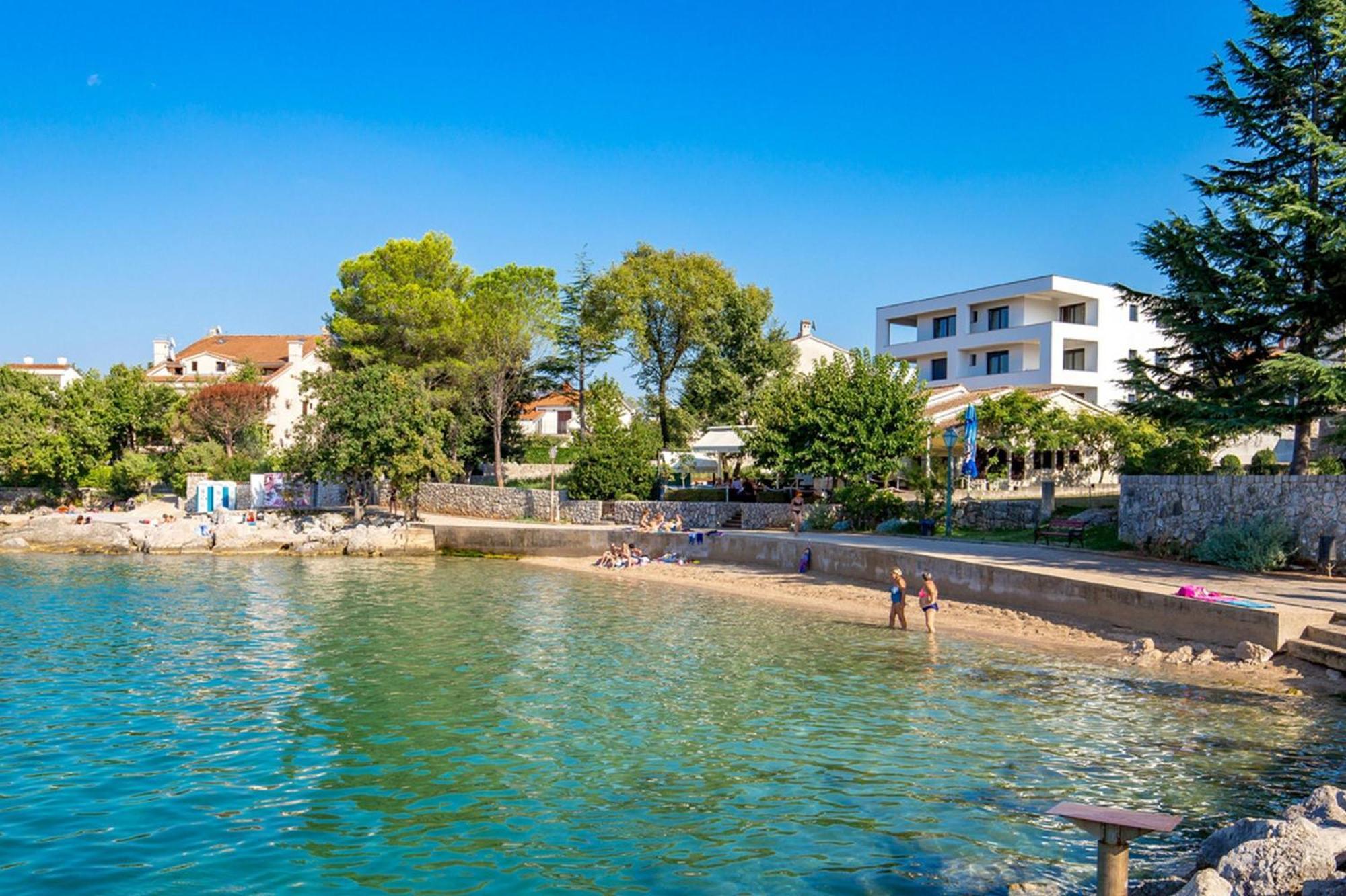 Apartments Brankica Island - Happy Rentals วานตาชิชี ภายนอก รูปภาพ